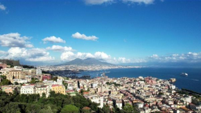 Chiostro San Francesco - Casa di Ospitalità Religio sa Napoli